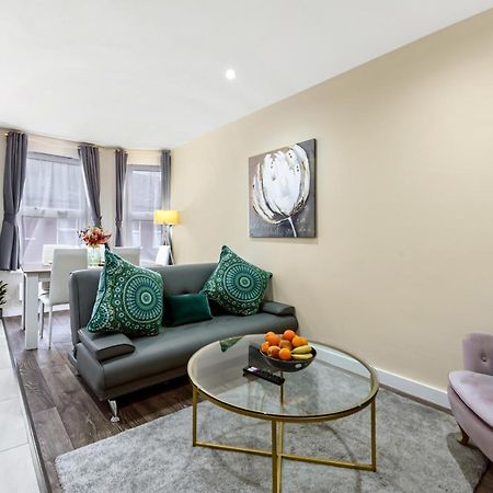 Family Friendly, Zone 2, 2 Beds, Overground Лондон Екстер'єр фото