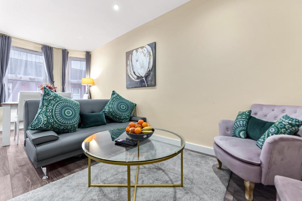 Family Friendly, Zone 2, 2 Beds, Overground Лондон Екстер'єр фото